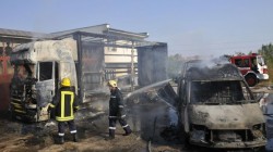 Взрив, последван от пожар в автосервиз в Хасково 