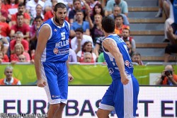 Гърция и Италия с 3 от 3 победи, Русия и Турция с 3 от 3 загуби