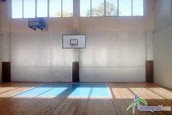 Вече няма опасни ръбове в тренировъчната зала