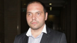 Филип Златанов подаде оставка 