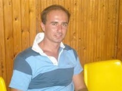 Димитрис, но не Прифтис, а Галанис, е новият треньор на Лукойл Академик