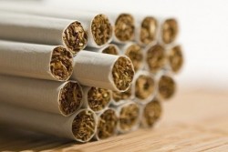 Насипен тютюн и цигари без български бандерол са иззети при полицейски операция