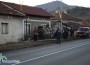 Джип отнесе три стълба и се обърна на главната улица в Новачене