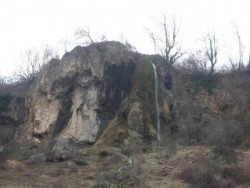 Зимен поход до водопада "Враната вода” в с. Ямна