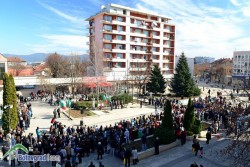 Ботевградчани почетоха паметта на Апостола