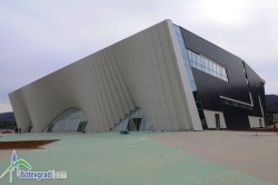 Откриването на залата – през март