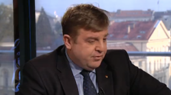 Каракачанов: Кой е Плевнелиев да ме учи на морал? Комсомолче!