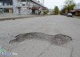Опасни дупки по улиците в Ботевград се нуждаят от спешен ремонт 