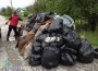 Група от над 30 доброволци почисти горски райони и извън населени места