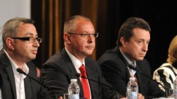 Пленумът на БСП решава съдбата на кабинета днес