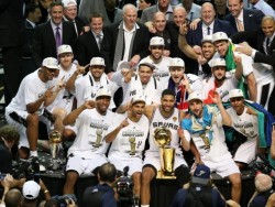 Сан Антонио Спърс отново е шампион на НБА