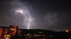 Опасност от гръмотевични бури в Северна България