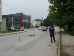 Лека кола блъсна дете на пътя