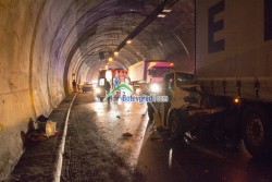 Над 10 коли се удариха при верижна катастрофа в тунел „Витиня”