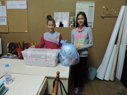 Училища в Етрополе получиха дарения от "Елаците Мед" АД