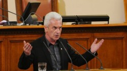 Сидеров сравни екоминистърката с наемен убиец