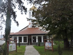 Почитаме паметта на Свети Архангел Михаил