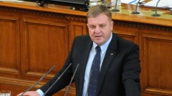 Пореден скандал между ПФ и "Атака", депутати се обиждат на "педофили" и "русенски македонци"