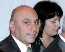 Лафазанов напуска "Комиците"