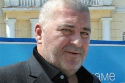 Подпалиха колите на бивш депутат, близък на убития Семко Семков