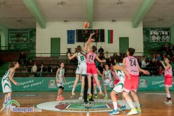 Фотогалерия от двубоя между кадетките на Балкан и Шампион 2006