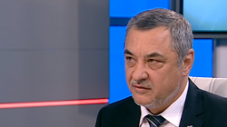 Глуповатичка реч, отсече Симеонов за обръщението на Плевнелиев