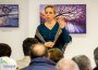 Художничка от Естония показва енергийни картини в Ботевград 