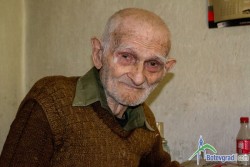 Дядо Георги от село Лопян подкара 104 години