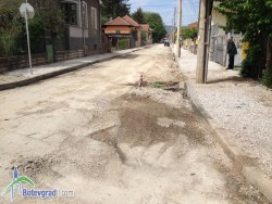 Община Ботевград продължава с порочната практика - прави разходи, а иска от ОбС да ги узаконява постфактум 