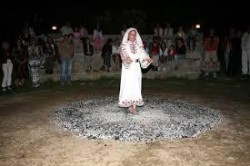 Ще се хванете ли на Нестинарско хоро в Етрополе