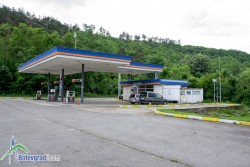 Откраднаха 6 тона гориво от бензиностанция  край Скравена