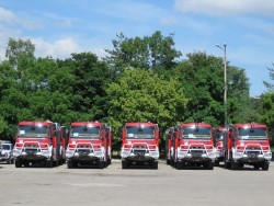 Софийска област получи пет чисто нови пожарни автомобила. Един от тях е за РУ ПБЗН - Ботевград
