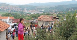 ВМРО възразява срещу опитите да бъдат спасени незаконните цигански постройки в Гърмен