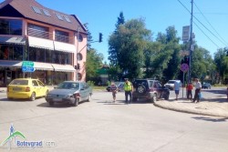 Катастрофа на светофара при болница