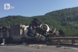 Тошко Бързилов, ГДПЗН: Техниката, с която трябва да бъде вдигната цистерната вече пристигна, но за операцията е необходима внимателна подготовка