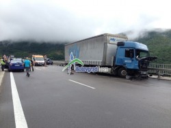 Отново жестока катастрофа на виадукт „Бебреш”,  магистралата  е затворена в двете посоки 