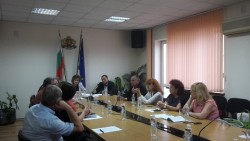 15 кметове на общини в София област са против сливането на спешната помощ в София и областта 