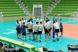 Търсят съперници за контроли на волейболните ни национали в Ботевград