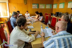 385 човека ще работят в секционните избирателни комисии в община Ботевград