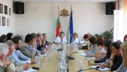 В Областната администрация се проведе поредна работна среща във връзка с местния вот 