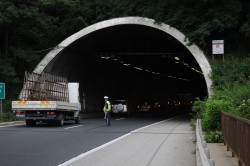 Лек автомобил и ТИР са катастрофирали в тунела „Витиня” в посока Ботевград