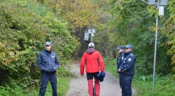 Над 30 души продължават да издирват затрупаните англичанин и българка край Крушунските водопади, те са съпрузи