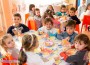 Децата от ЦСГ „Слънце” се учиха да правят вкусотии за Деня на християнското семейство