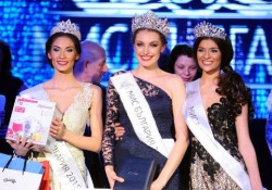 Новата "Мис България" връща короната - снимала се гола 