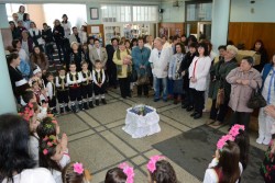 По традиция Денят на родилната помощ бе отбелязан тържествено в МБАЛ – Ботевград