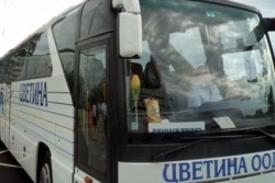 Авария с мездренски автобус за малко да остави ботевградска фирма без първа смяна