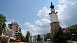Анонимни позиви сочат отговорните за палежите и бомбите в Ботевград