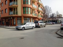 Пореден сигнал за безобразно паркиране в Ботевград