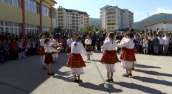 ОУ “Св.св. Кирил и Методий” празнува 8-мия си рожден ден