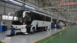 Най-големият производител на автобуси в света обмисля изграждане на завод в България